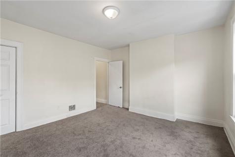 5 Edith Place Oakland PA 15213