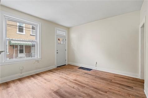 5 Edith Place Oakland PA 15213