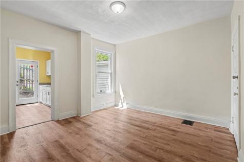 5 Edith Place Oakland PA 15213