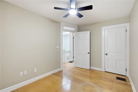 4 Clarendon Place Friendship Park PA 15206