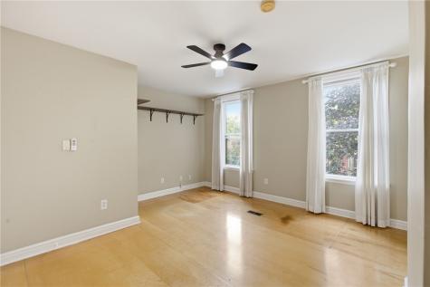 4 Clarendon Place Friendship Park PA 15206