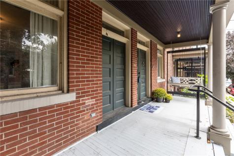 4 Clarendon Place Friendship Park PA 15206