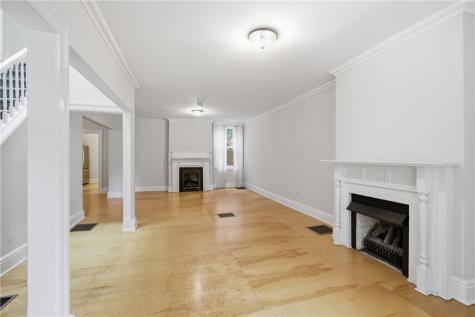 4 Clarendon Place Friendship Park PA 15206