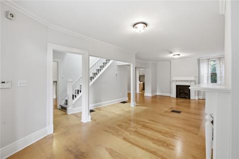 4 Clarendon Place Friendship Park PA 15206