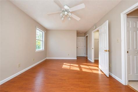 106 Paddock Lane Whitehall PA 15236