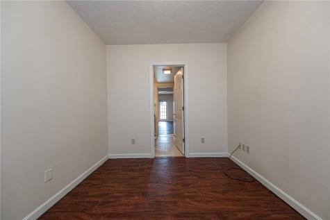 106 Paddock Lane Whitehall PA 15236