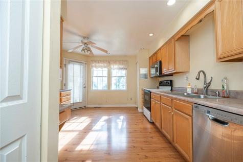 106 Paddock Lane Whitehall PA 15236