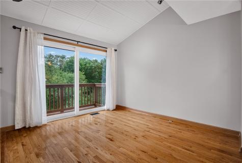 2659 Hunters Pointe Drive Franklin Park PA 15090