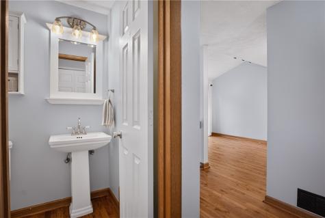 2659 Hunters Pointe Drive Franklin Park PA 15090