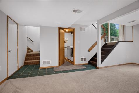 2659 Hunters Pointe Drive Franklin Park PA 15090