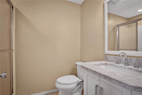 2659 Hunters Pointe Drive Franklin Park PA 15090