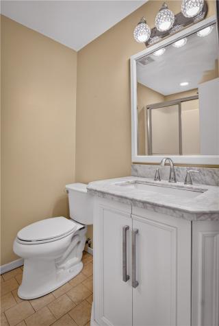 2659 Hunters Pointe Drive Franklin Park PA 15090