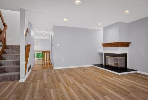 2659 Hunters Pointe Drive Franklin Park PA 15090