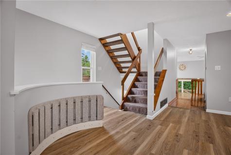 2659 Hunters Pointe Drive Franklin Park PA 15090