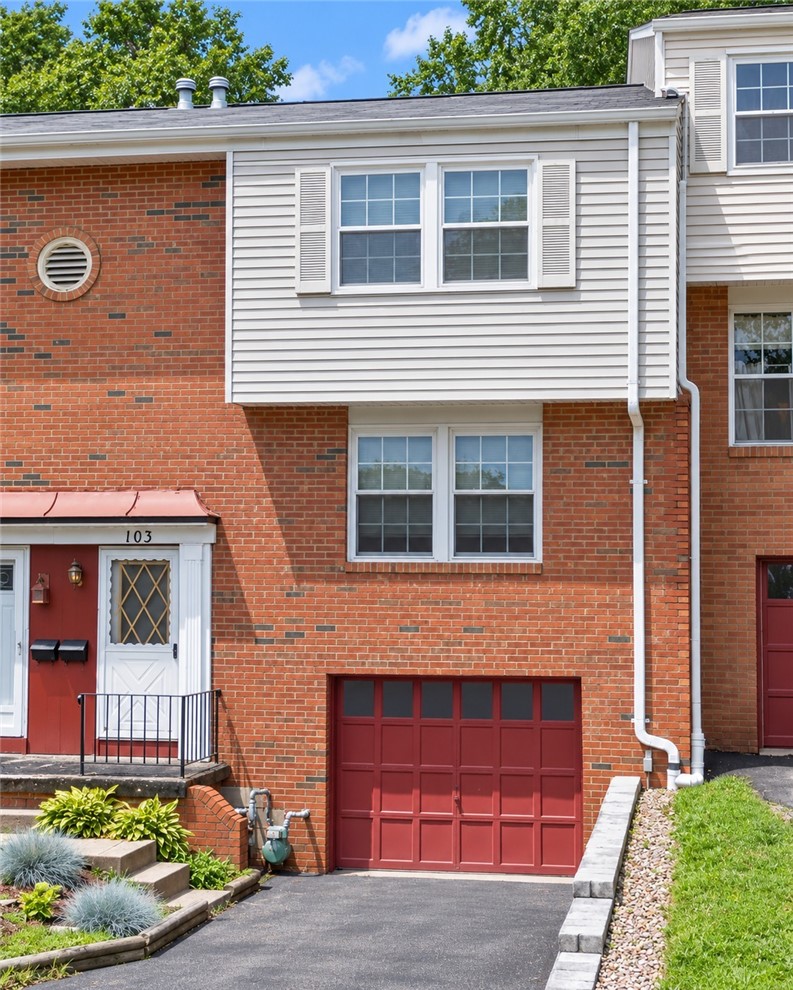 103 Hickory Circle North Strabane PA 15317