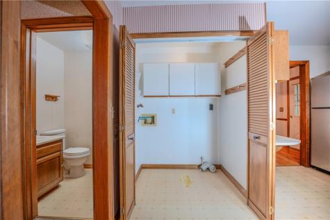 610 Eau Claire Street City Of But Ne PA 16001
