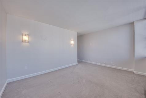 112 Washington Place Downtown Pgh PA 15219
