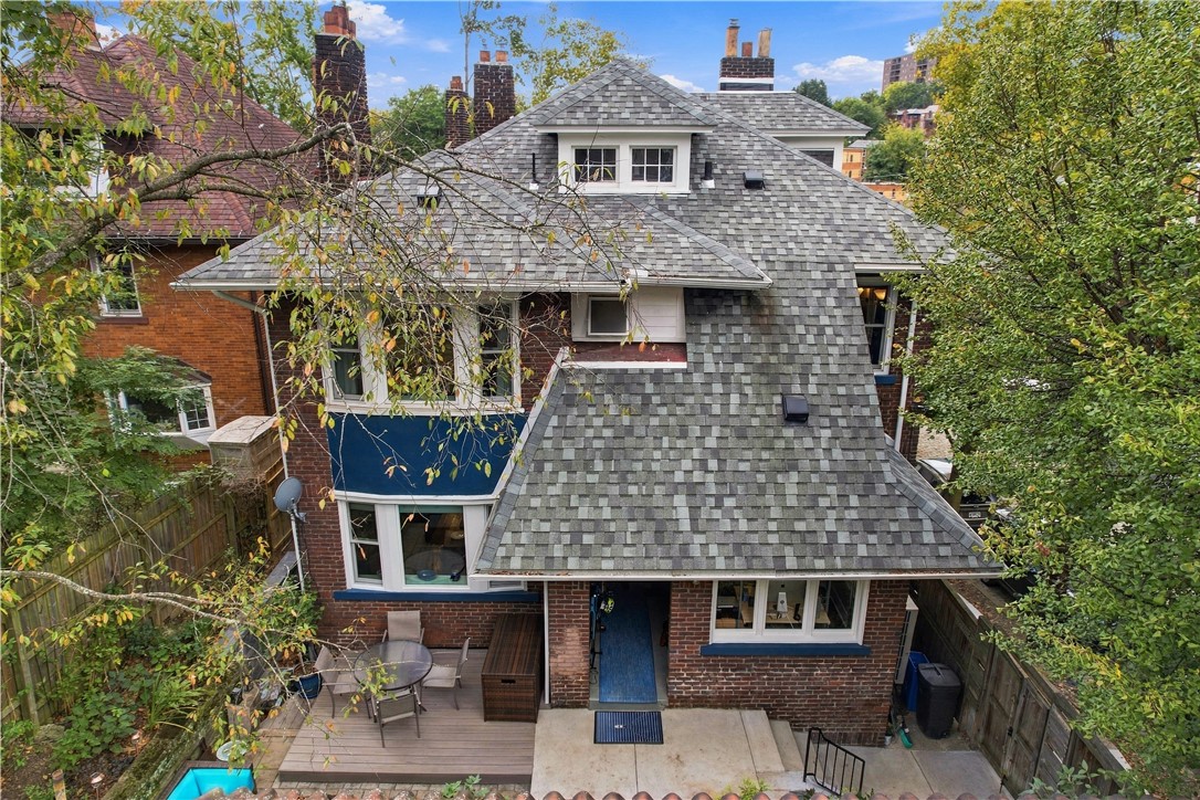 5828 Nicholson Street Squirrel Hill PA 15217