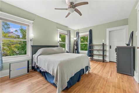 5828 Nicholson Street Squirrel Hill PA 15217