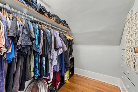 5828 Nicholson Street Squirrel Hill PA 15217
