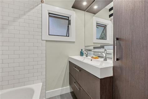 5828 Nicholson Street Squirrel Hill PA 15217