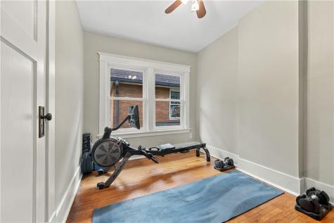 5828 Nicholson Street Squirrel Hill PA 15217