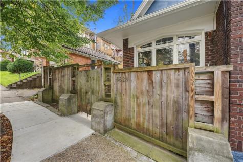 5828 Nicholson Street Squirrel Hill PA 15217