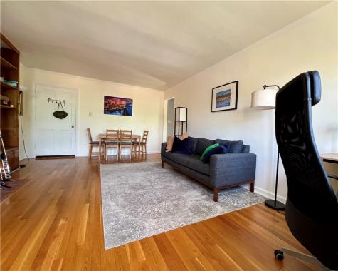 6833 Meade Street Point Breeze PA 15208