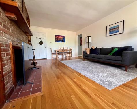 6833 Meade Street Point Breeze PA 15208