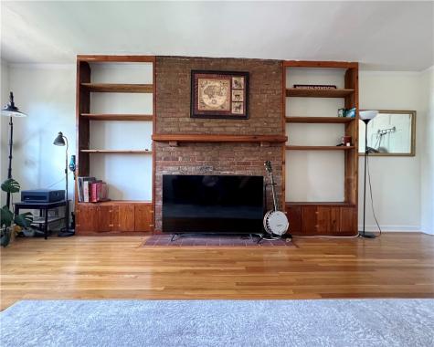 6833 Meade Street Point Breeze PA 15208