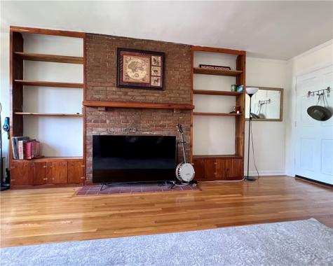 6833 Meade Street Point Breeze PA 15208