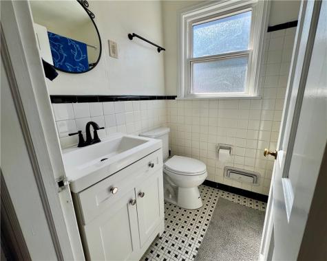6833 Meade Street Point Breeze PA 15208