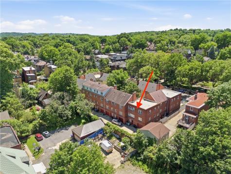 6833 Meade Street Point Breeze PA 15208
