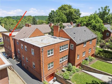 6833 Meade Street Point Breeze PA 15208