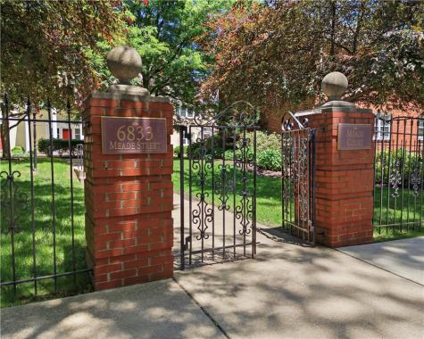 6833 Meade Street Point Breeze PA 15208