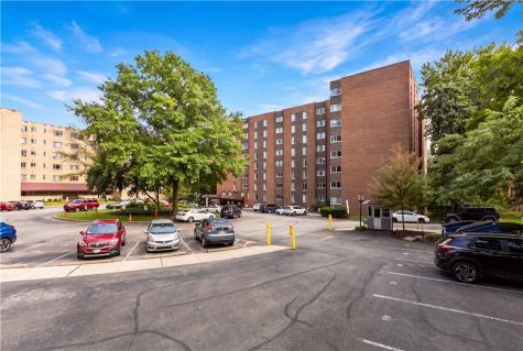 5 Bayard Road Shadyside PA 15225