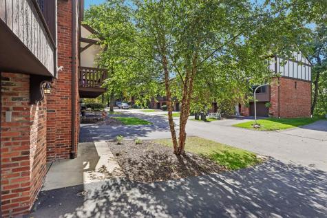 456 Allenberry Drive Ross Township PA 15237