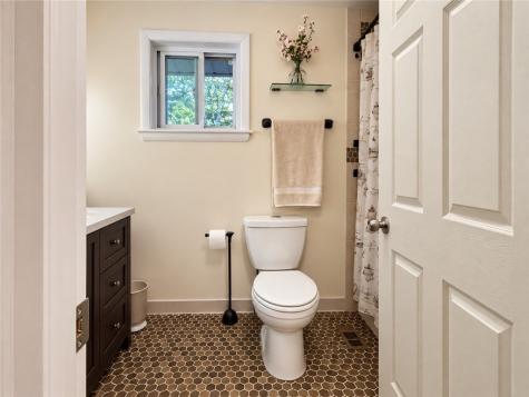 4423 Laurel Oak Drive Hampton PA 15101