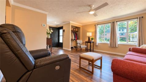 4423 Laurel Oak Drive Hampton PA 15101