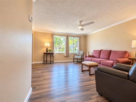 4423 Laurel Oak Drive Hampton PA 15101