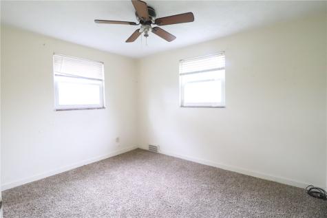 1555 Bevan Road Whitehall PA 15227