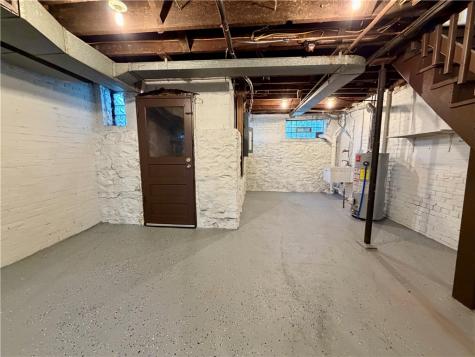 1644 Jancey Street Morningside PA 15206