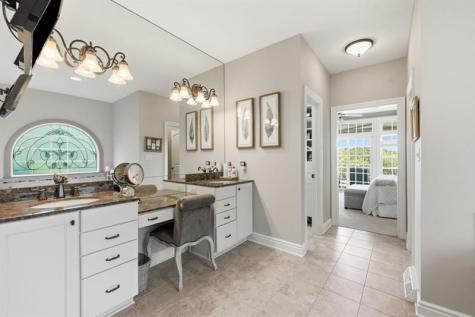 3264 Long Meadow Drive Hampton PA 15101