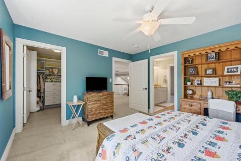 3264 Long Meadow Drive Hampton PA 15101