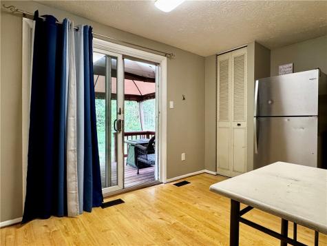 704 Countryside Drive Mckees Rocks PA 15136