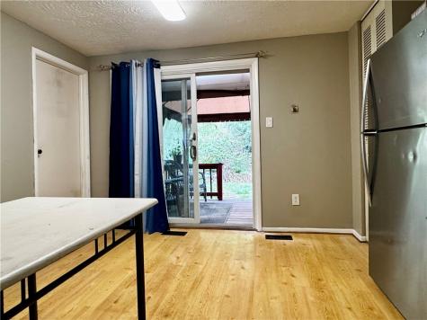 704 Countryside Drive Mckees Rocks PA 15136