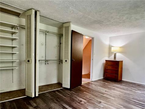 704 Countryside Drive Mckees Rocks PA 15136