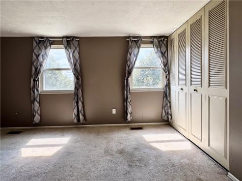 704 Countryside Drive Mckees Rocks PA 15136