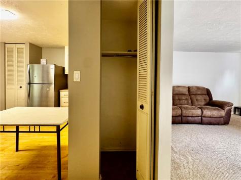 704 Countryside Drive Mckees Rocks PA 15136