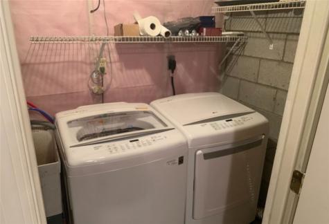 337 Murrays Lane Castle Shannon PA 15234